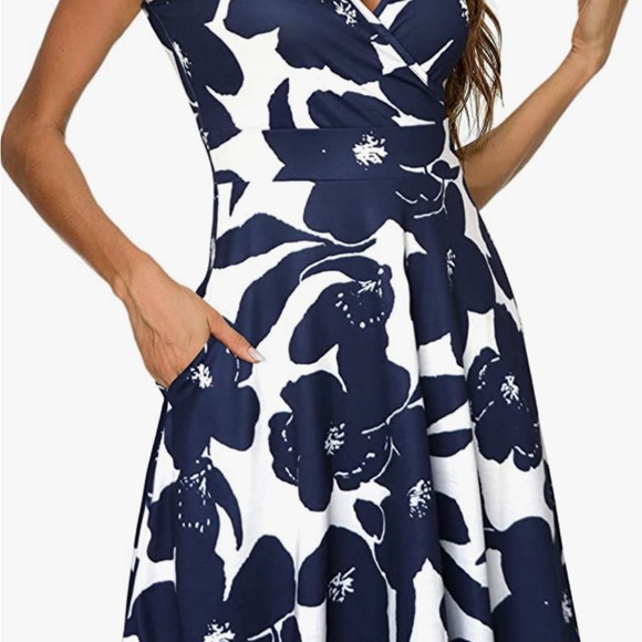 NWOT Guberry Dress - Picture 4 of 7